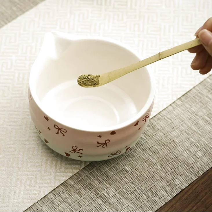 Ensemble Matcha Cérémonie 6 pièces en Céramique - Motif Nœuds et Cœurs