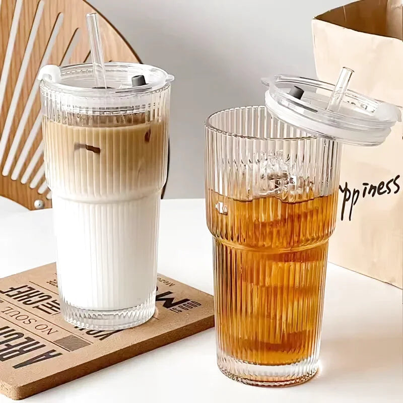 Verre Grande Capacité Idéal Matcha Glacé avec Paille et Couvercle - 600 mL