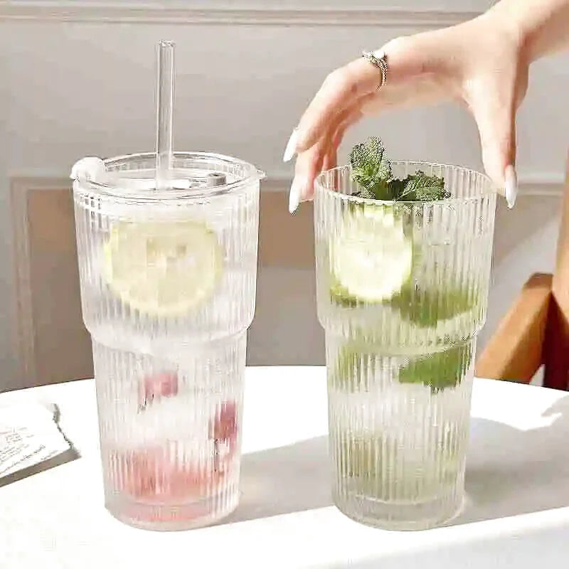 Verre Grande Capacité Idéal Matcha Glacé avec Paille et Couvercle - 600 mL